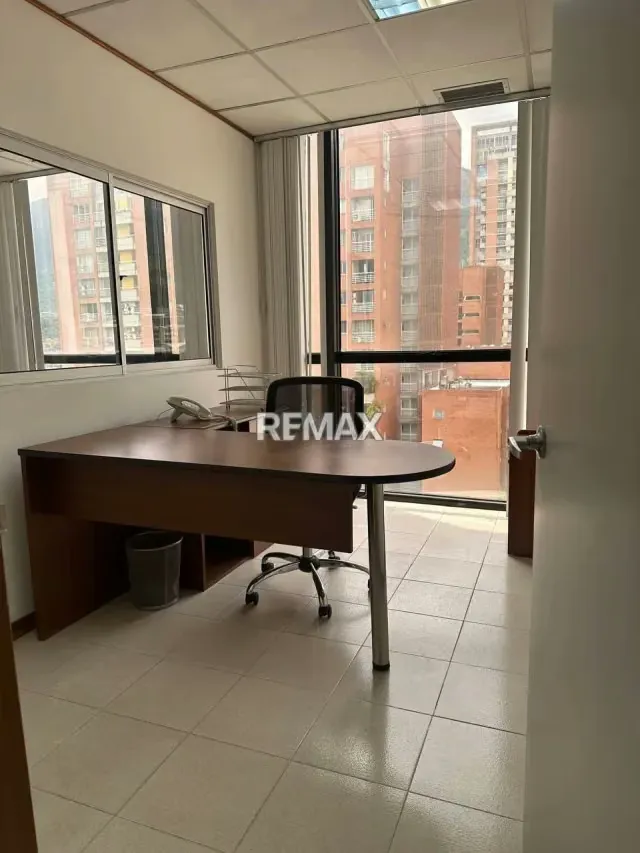 Alquiler de Oficina Amoblada en Boleita, Caracas. - 2