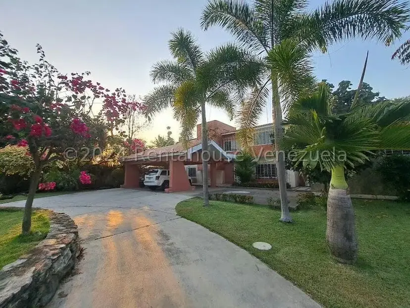 Casa (Duplex) en Venta en Las Mercedes, Carabobo