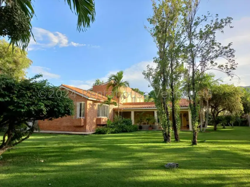 Casa (Duplex) en Venta en Las Mercedes, Carabobo - 3