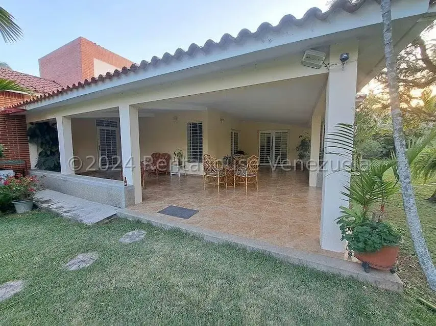 Casa (Duplex) en Venta en Las Mercedes, Carabobo - 32