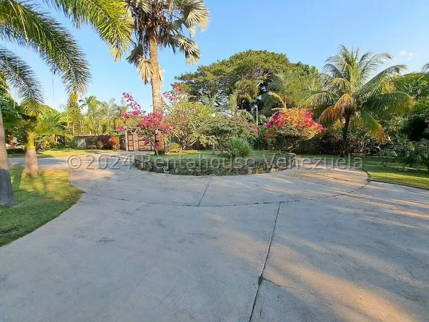 Casa (Duplex) en Venta en Las Mercedes, Carabobo - 35