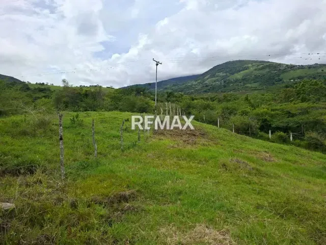 VENTA EN EXCLUSIVA ESPECTACULAR TERRENO SECTOR EN LA HACIENDA PERIBECA - 2