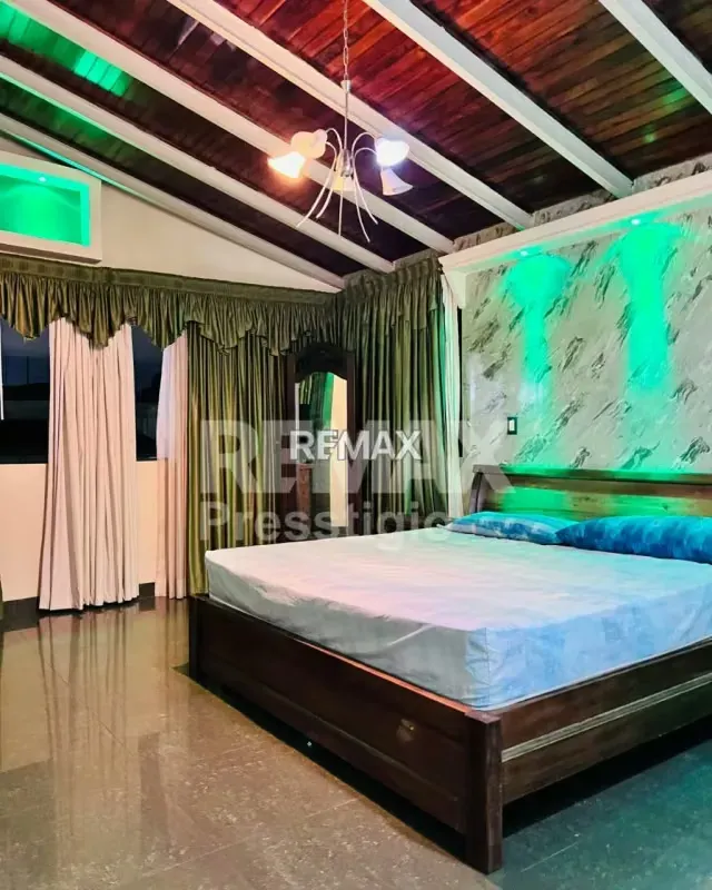 Casa en Venta - 17