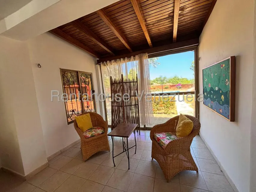 Townhouse (Duplex) en Venta en Guacuco, Nueva Esparta - 16