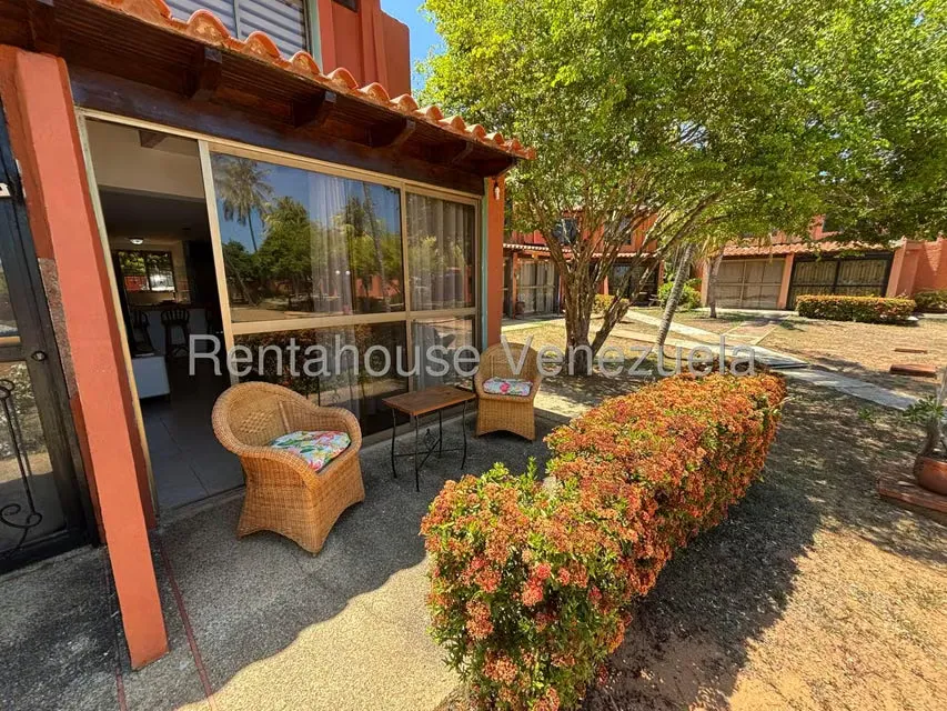 Townhouse (Duplex) en Venta en Guacuco, Nueva Esparta - 18