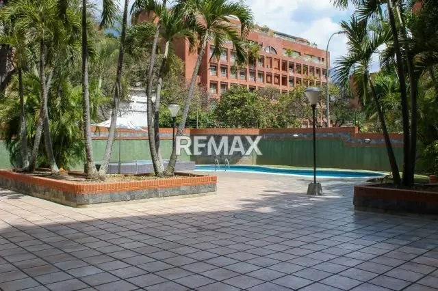 ALQUILER DE APARTAMENTO EN CAMPO ALEGRE, CHACAO - 2