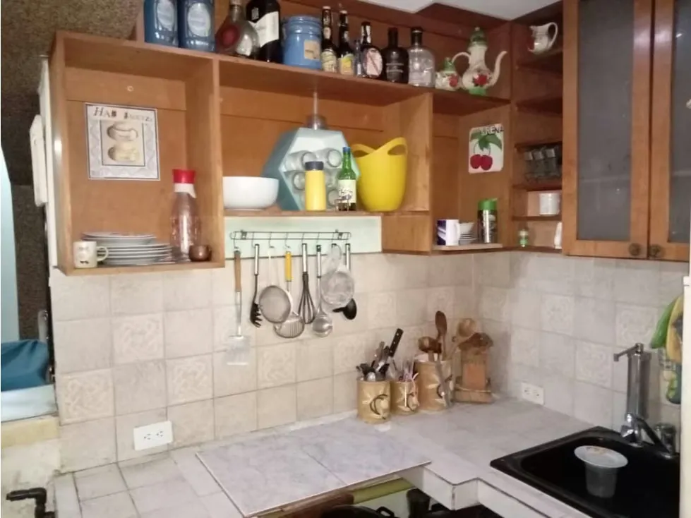 Se alquila habitación 40m2 Los Rosales 9482 - 11