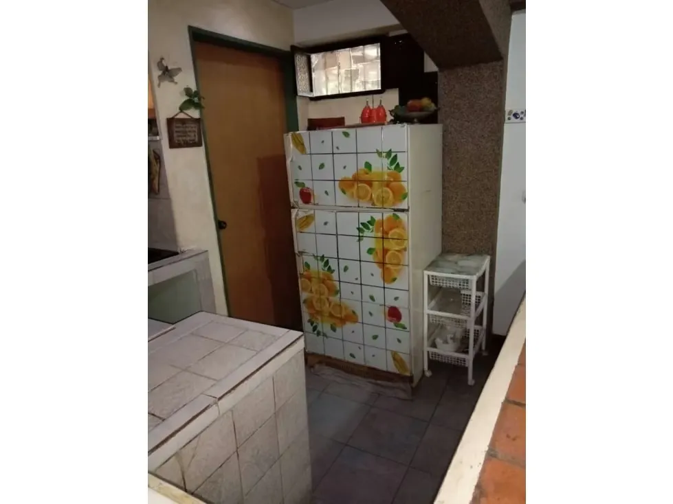 Se alquila habitación 40m2 Los Rosales 9482 - 12