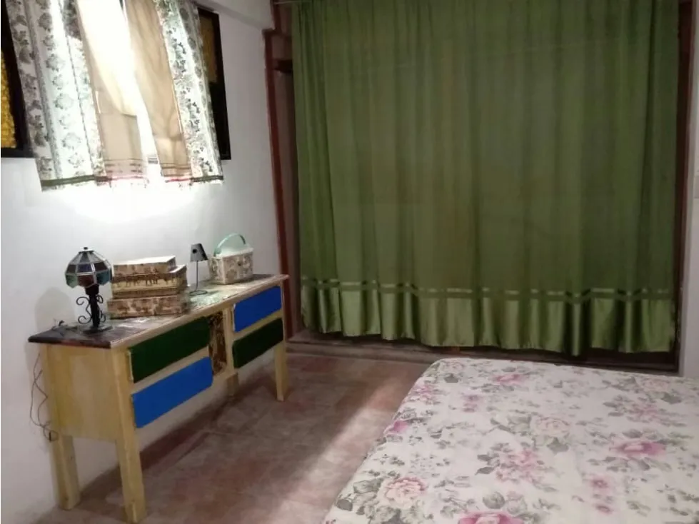 Se alquila habitación 40m2 Los Rosales 9482 - 15