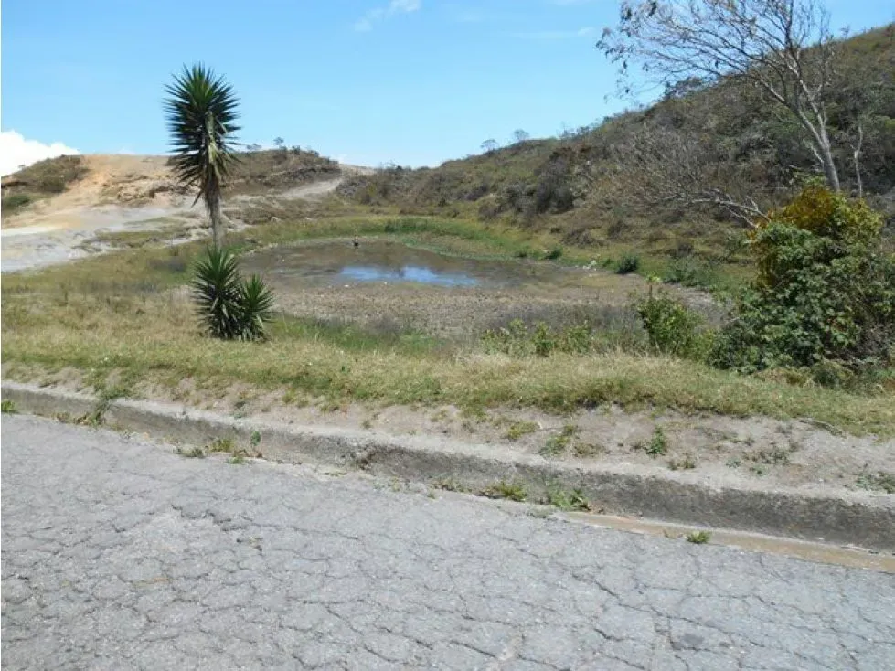 Terreno se vende en la Niebla sector la Encantada el Junquito 650mts2 - 6