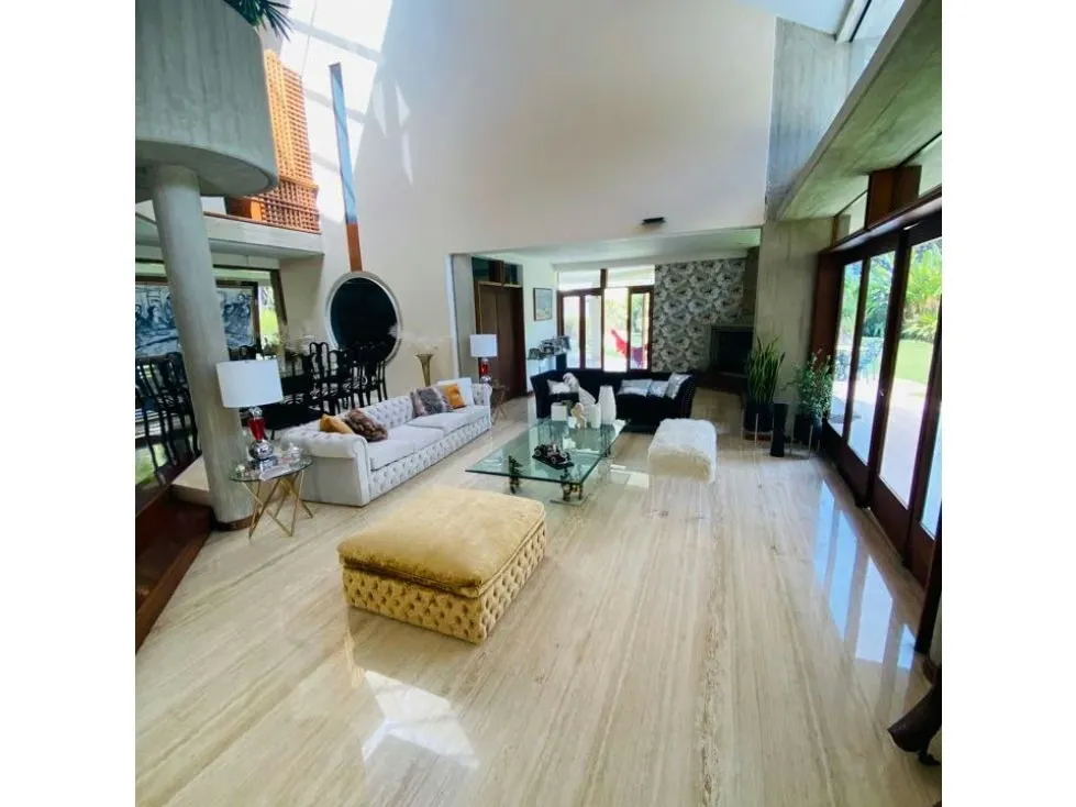 CASA EN VENTA - URB. LA LAGUNITA COUNTRY CLUB