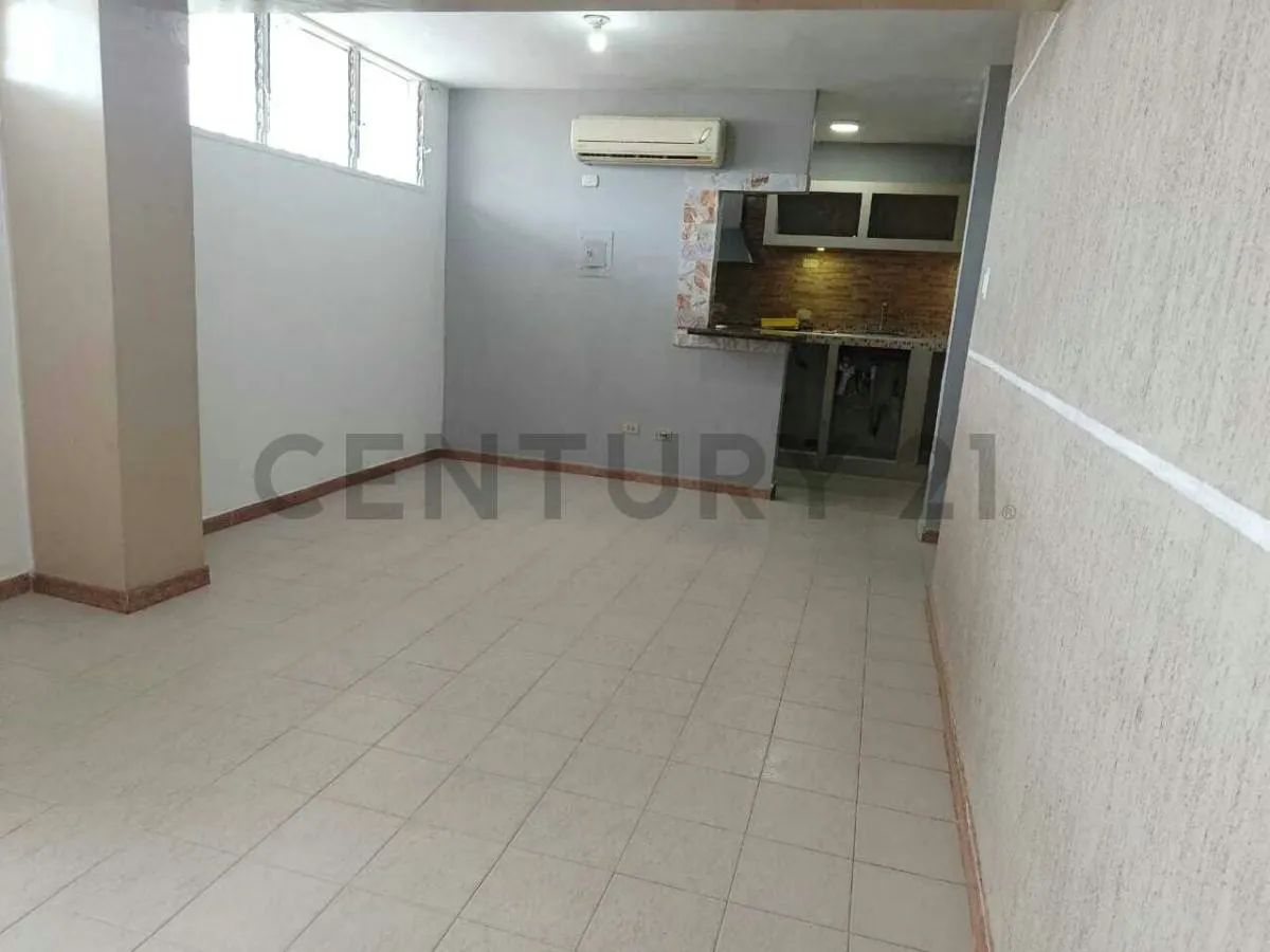 Alquiler cómodo apartamento. Residencias Las Cármenes. Cagua, Estado Aragua - 7