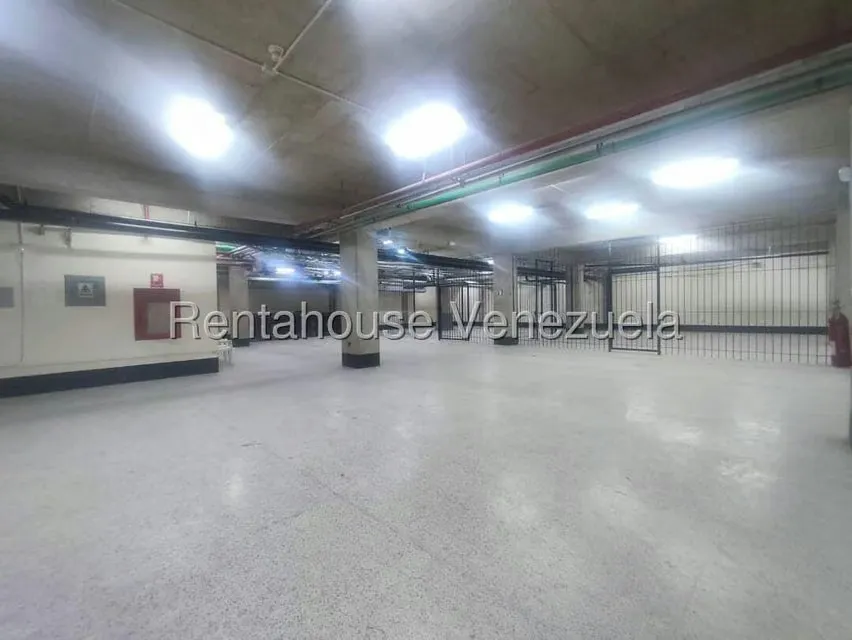 Galpon - Deposito en Alquiler en La Urbina, Distrito Metropolitano - 5