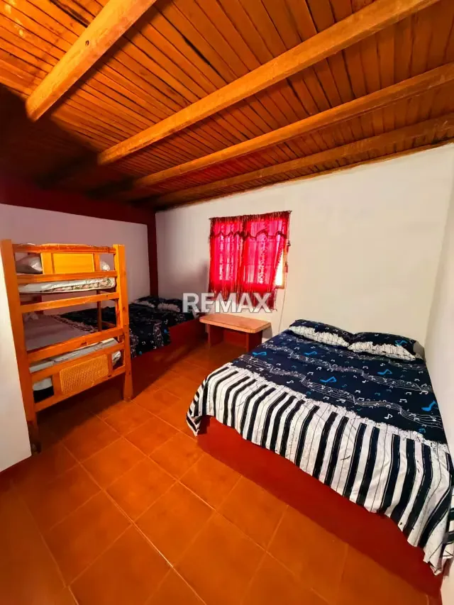 SE VENDE PROPIEDAD MULTIPROPOSITO TIPO POSADA TOTALMENTE OPERATIVA CON CAPACIDAD PARA 35 PERSONAS EN CHICHIRIVICHE - 11