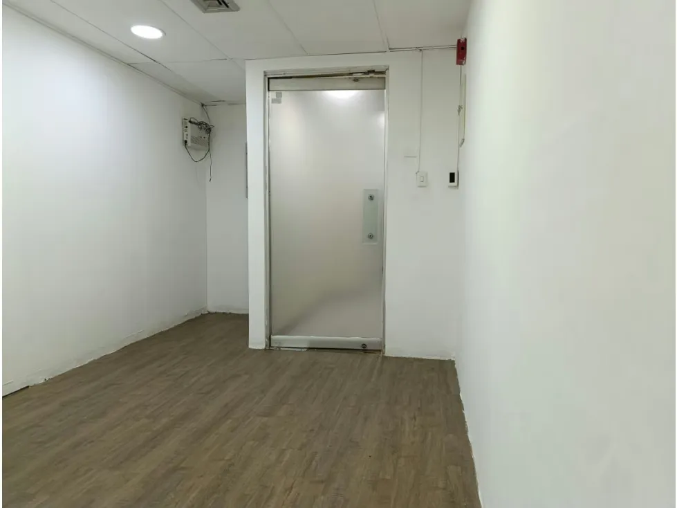 Oficina en alquiler 115m², El Rosal - 2