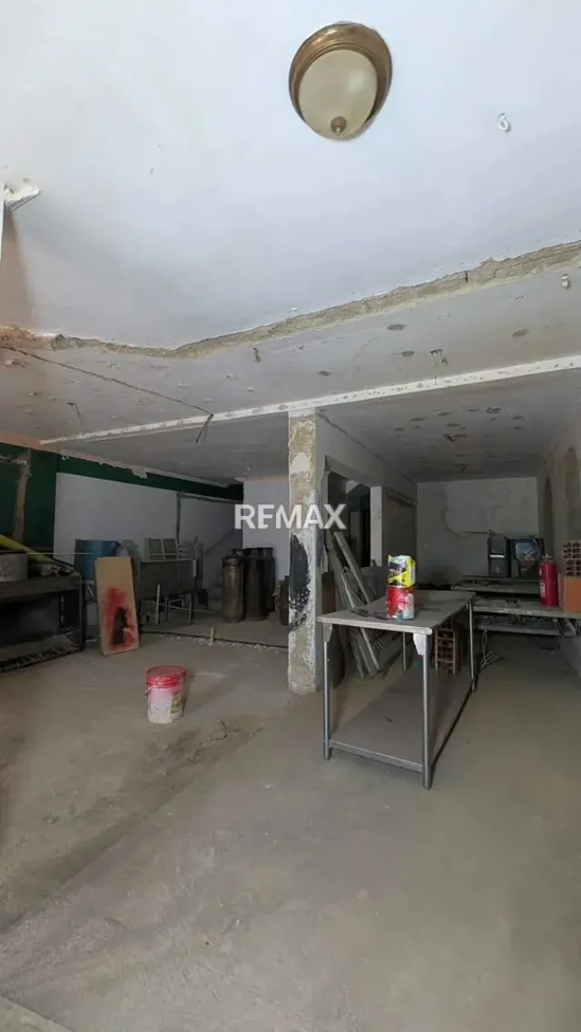 CASA EN VENTA EN CALLE COMERCIAL PARA ADECUAR AL NEGOCIO DE TUS SUEÑOS - 14