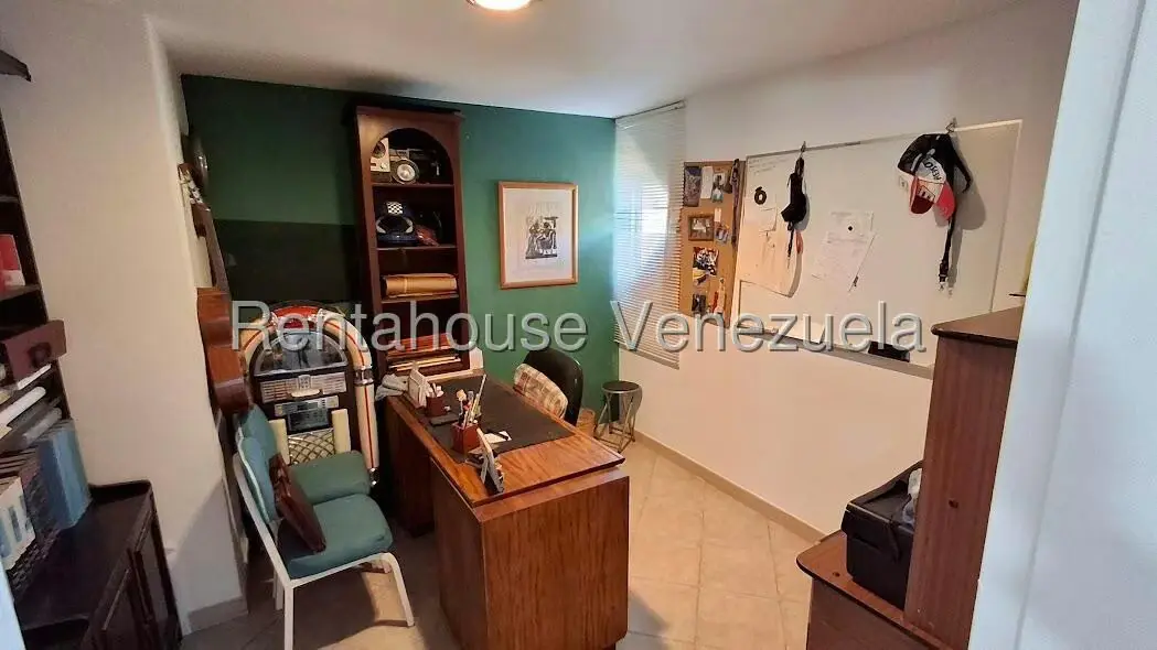 Casa (1 Nivel) en Venta en Altos de la Peña, Miranda - 27