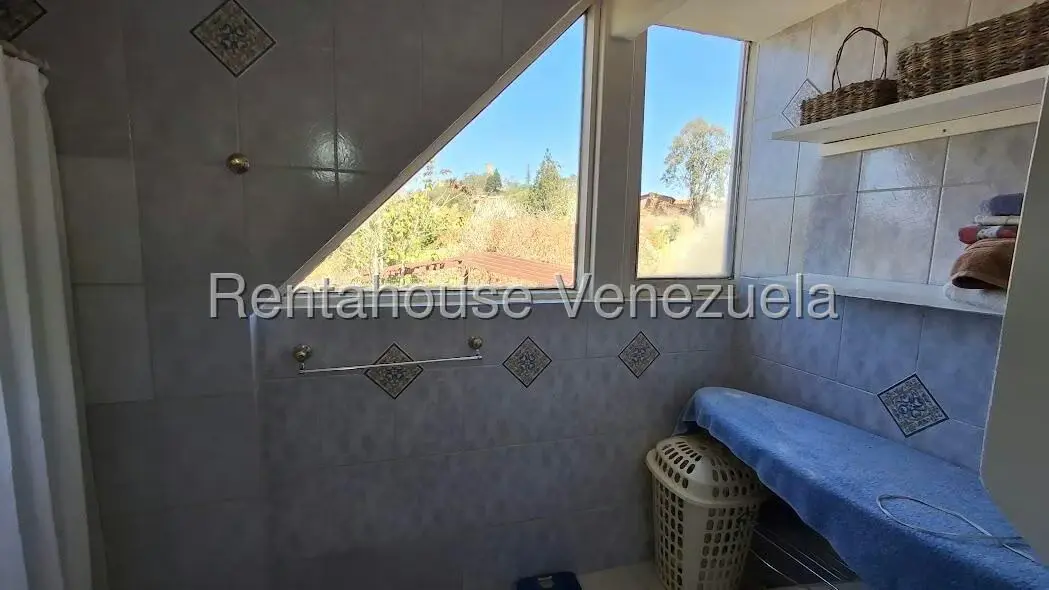 Casa (1 Nivel) en Venta en Altos de la Peña, Miranda - 34