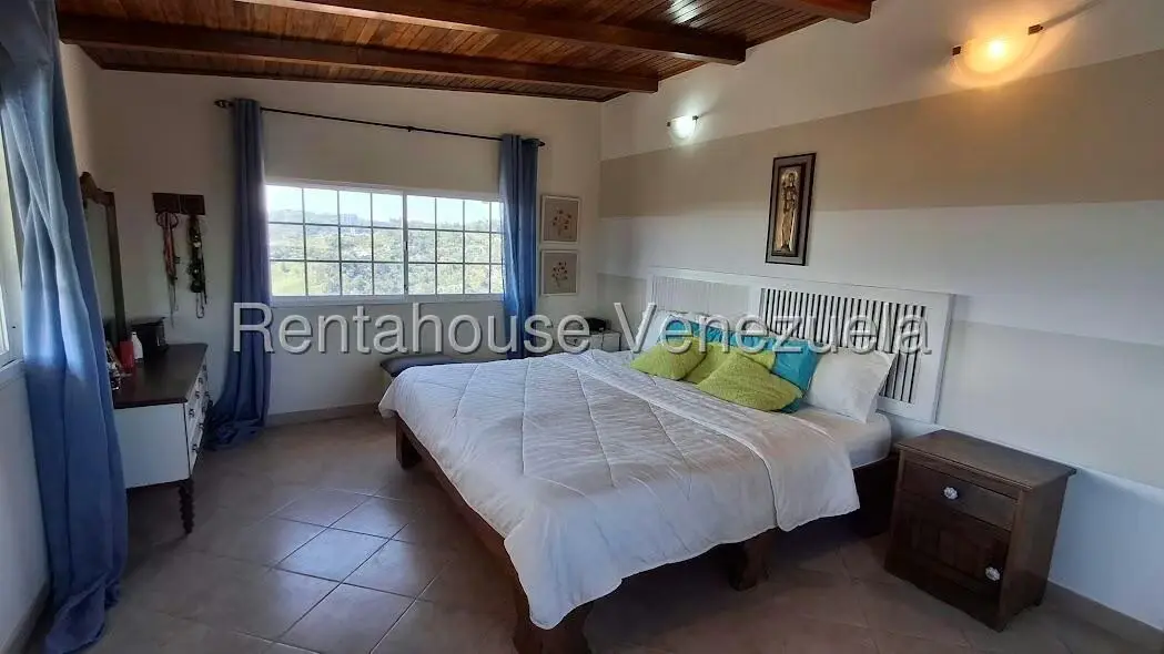 Casa (1 Nivel) en Venta en Altos de la Peña, Miranda - 36