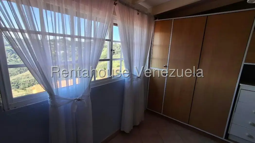 Casa (1 Nivel) en Venta en Altos de la Peña, Miranda - 45