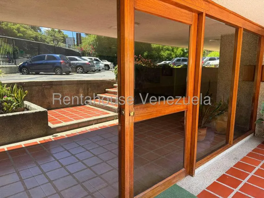 Apartamento (1 Nivel) en Alquiler en La Boyera, Distrito Metropolitano - 3