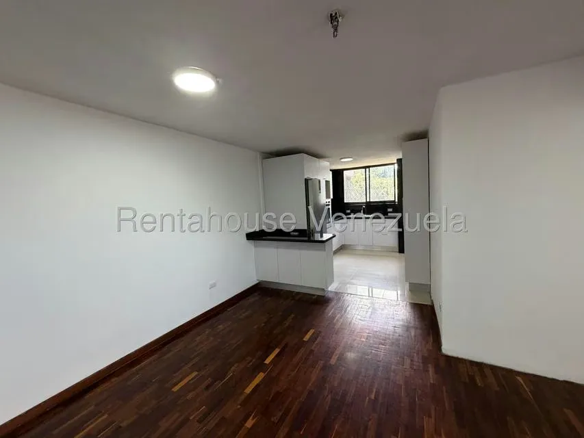 Apartamento (1 Nivel) en Alquiler en La Boyera, Distrito Metropolitano - 26