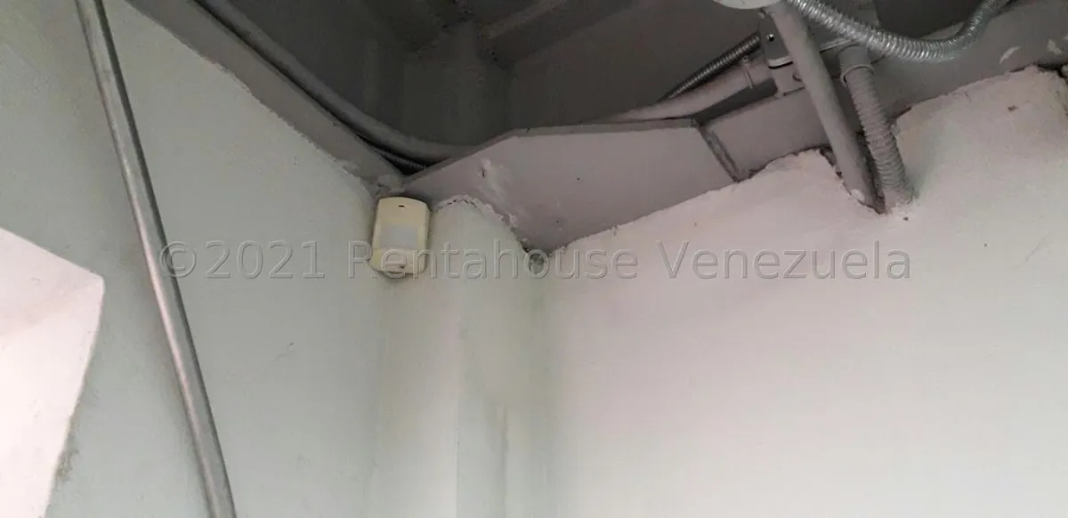 Local Comercial en Venta en Los Chaguaramos, Distrito Metropolitano - 36