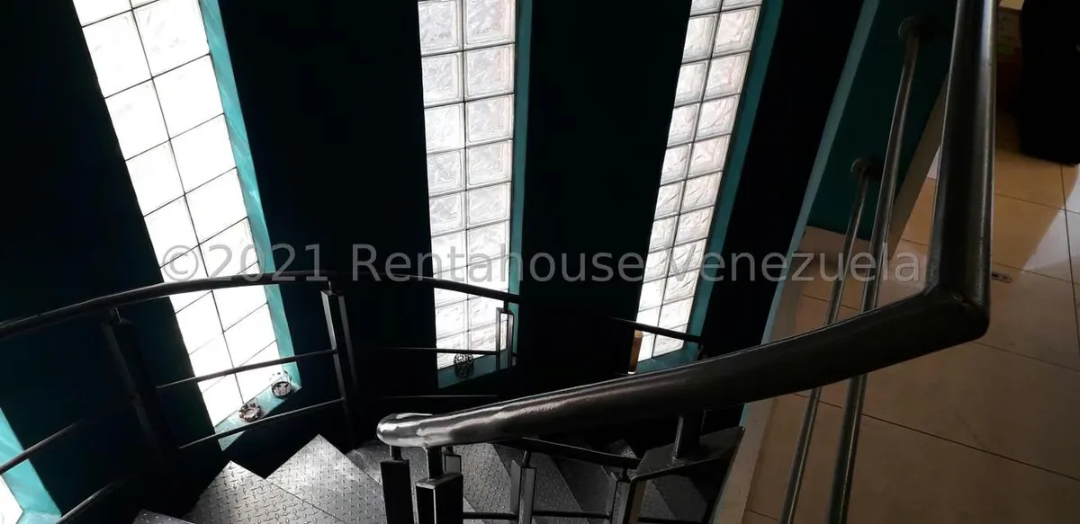 Local Comercial en Venta en Los Chaguaramos, Distrito Metropolitano - 8