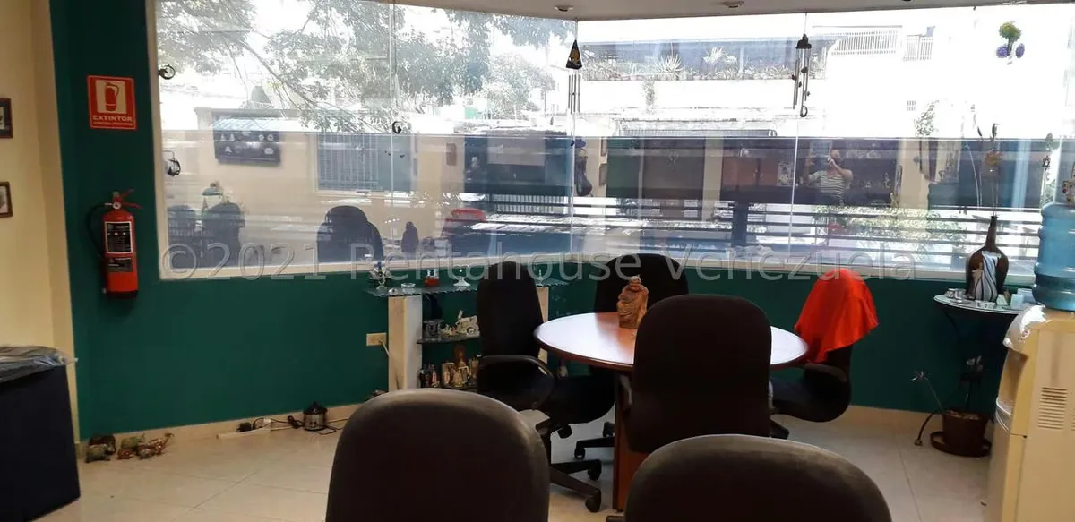 Local Comercial en Venta en Los Chaguaramos, Distrito Metropolitano - 10