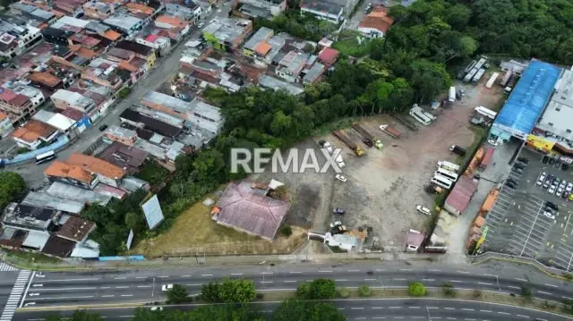 En venta LOTE DE TERRENO En la Avenida Rotaria al lado del Hiperahorro