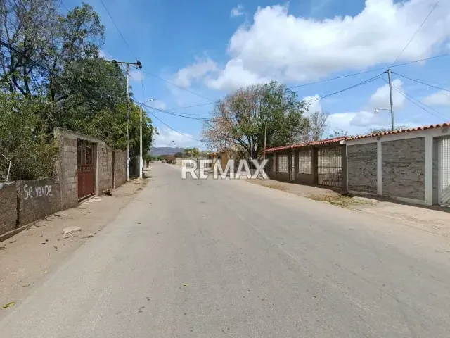 Terreno en Venta - Calle Bellomonte - 5