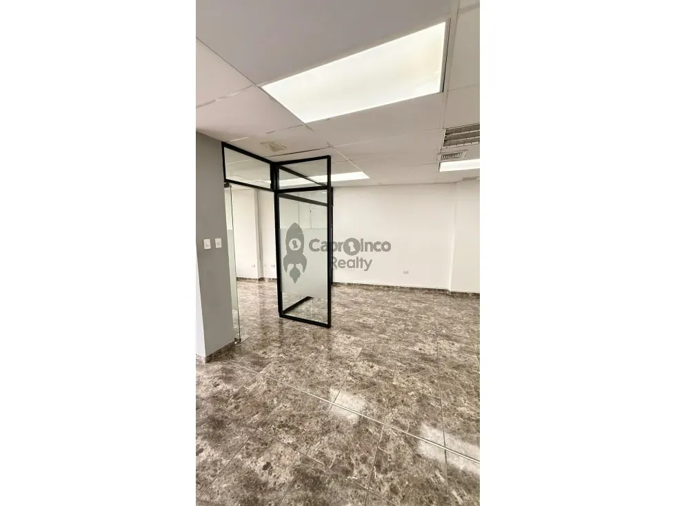 LOCAL COMERCIAL EN PLANTA BAJA TCL L 10460414 - 2