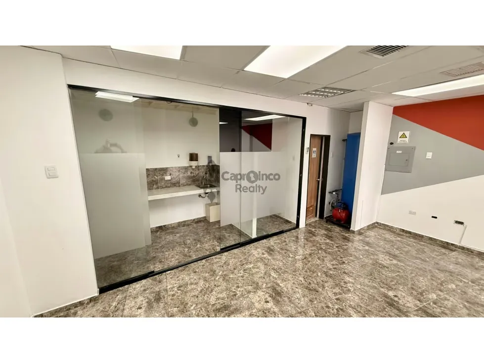 LOCAL COMERCIAL EN PLANTA BAJA TCL L 10460414 - 6