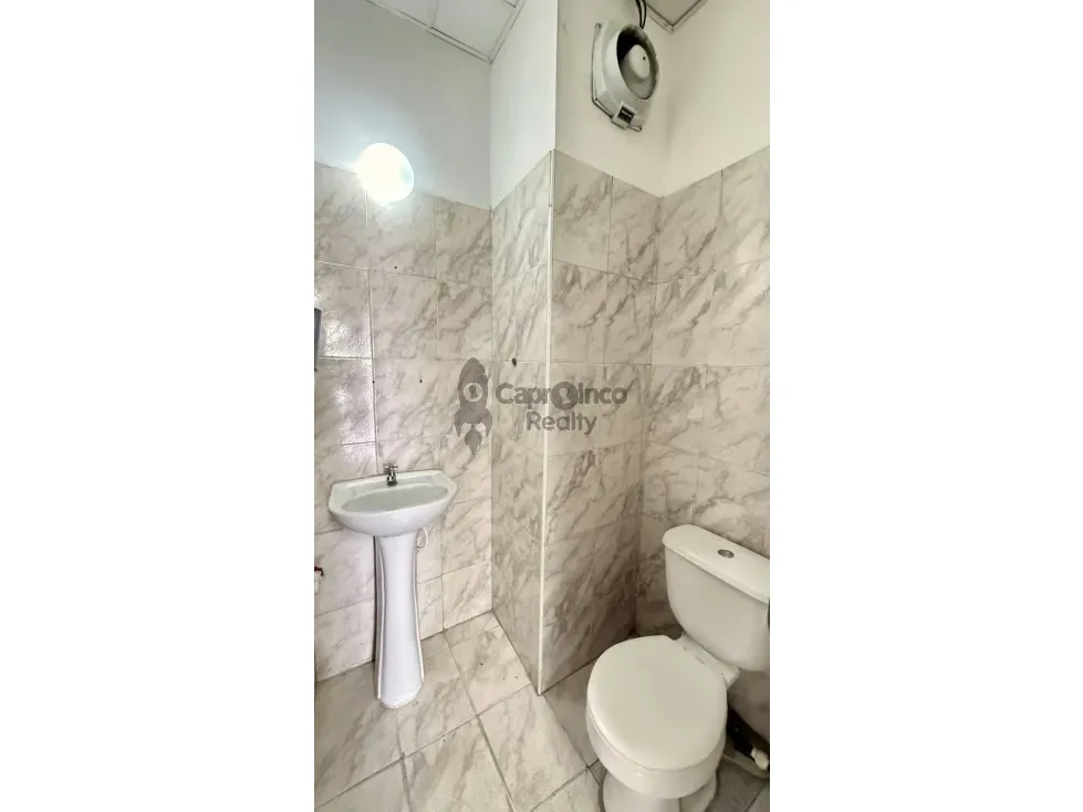LOCAL COMERCIAL EN PLANTA BAJA TCL L 10460414 - 8