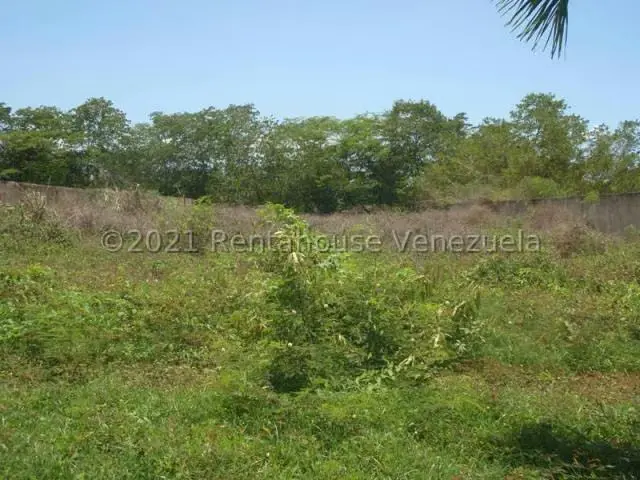 Terreno (Residencial) en Venta en Mirador Bahía de Buche, Miranda - 3