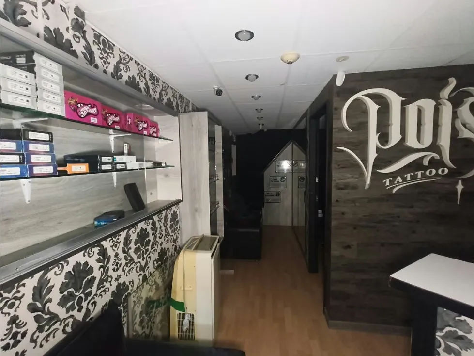 VENTA DE LOCAL COMERCIAL EN EL C.C PLAZA LAS AMERICAS, BARUTA. - 4