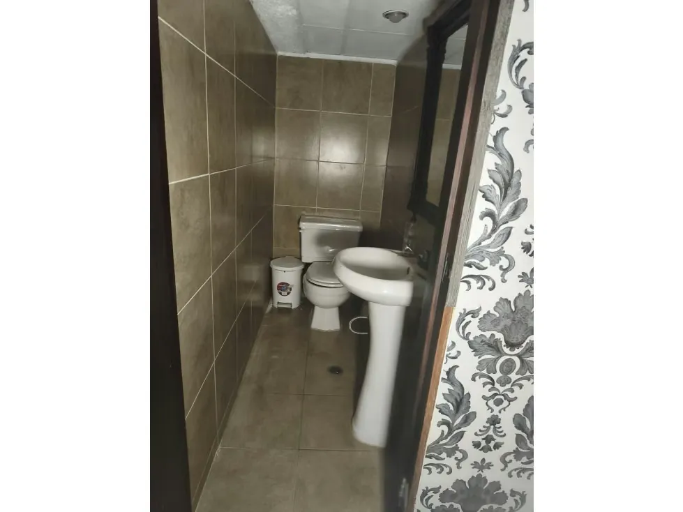 VENTA DE LOCAL COMERCIAL EN EL C.C PLAZA LAS AMERICAS, BARUTA. - 7