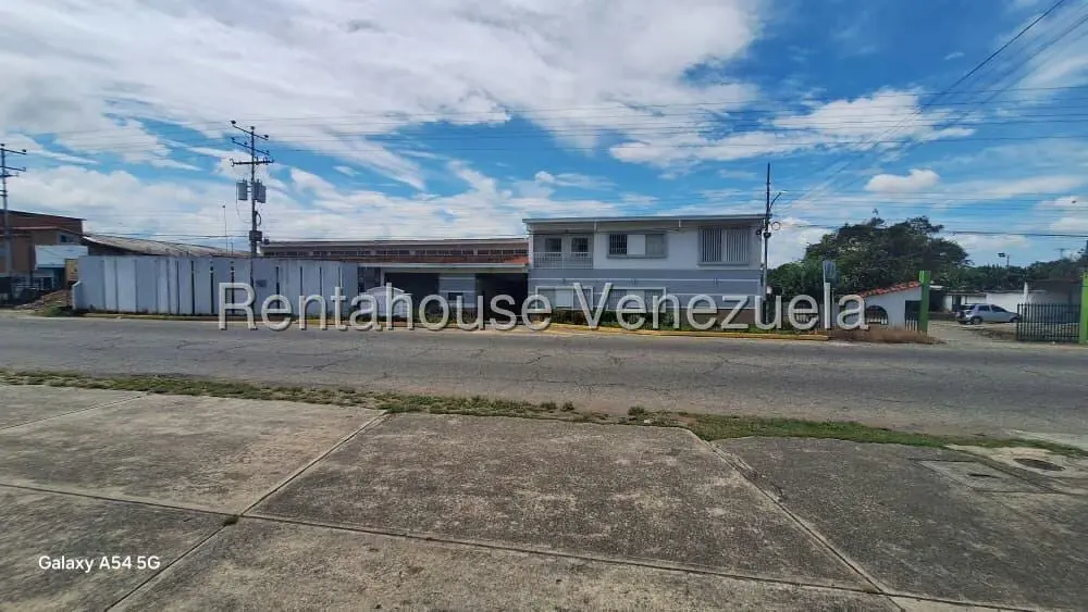 Negocios y Empresas (Hotel) en Venta en Avenida Bolivar, Merida - 2