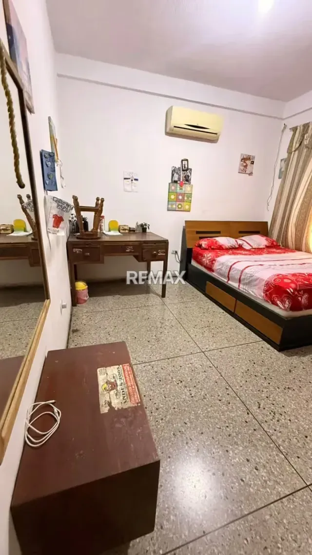 CASA EN EL OESTE PARA USO RESIDENCIAL O COMERCIAL - 11