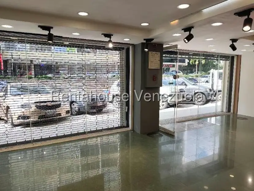 Local Comercial en Alquiler en Altamira, Distrito Metropolitano