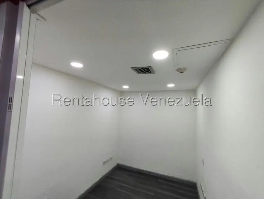 Local Comercial en Alquiler en Altamira, Distrito Metropolitano - 12