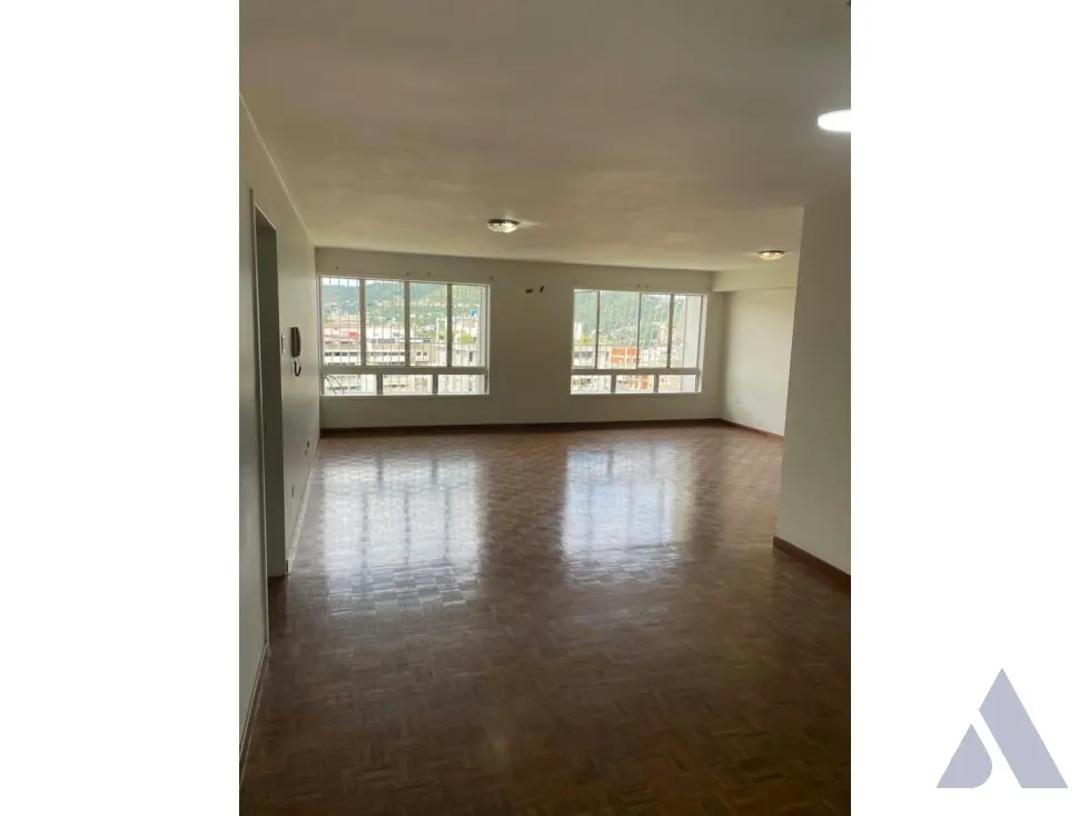 Vendo apartamento 154m2 Club Hípico 5374 - 18