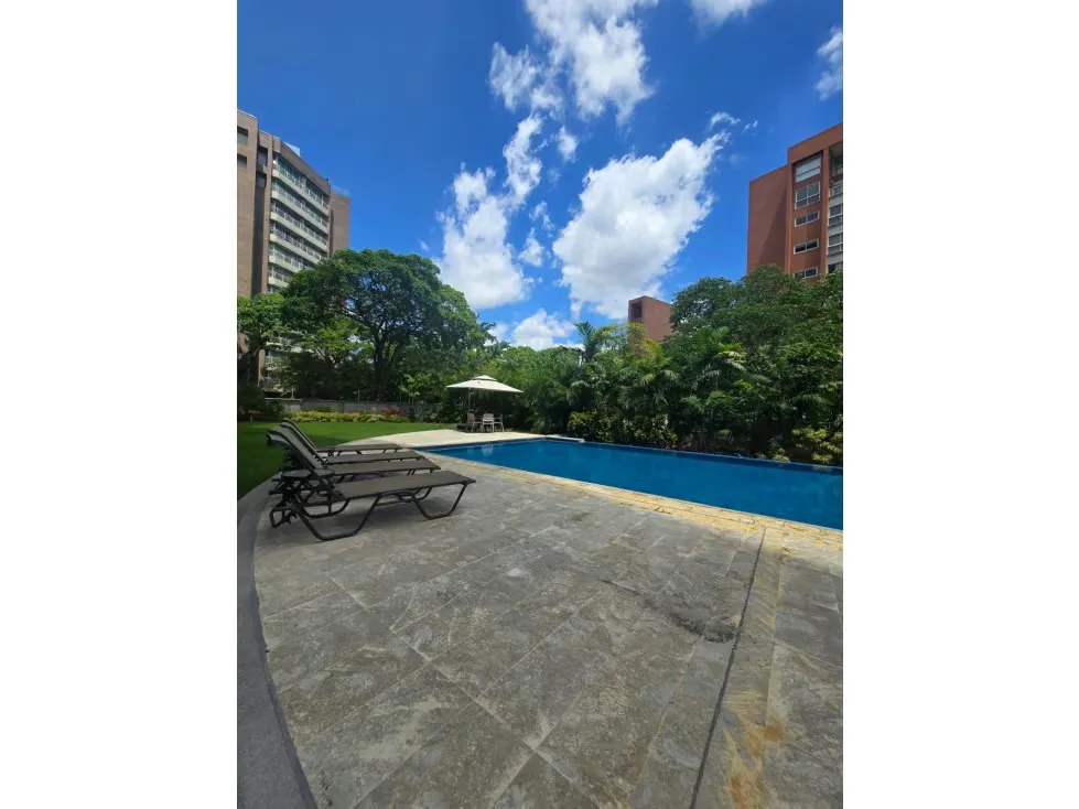 APARTAMENTO EN ALQUILER 70 M2 - URB EL ROSAL - 13