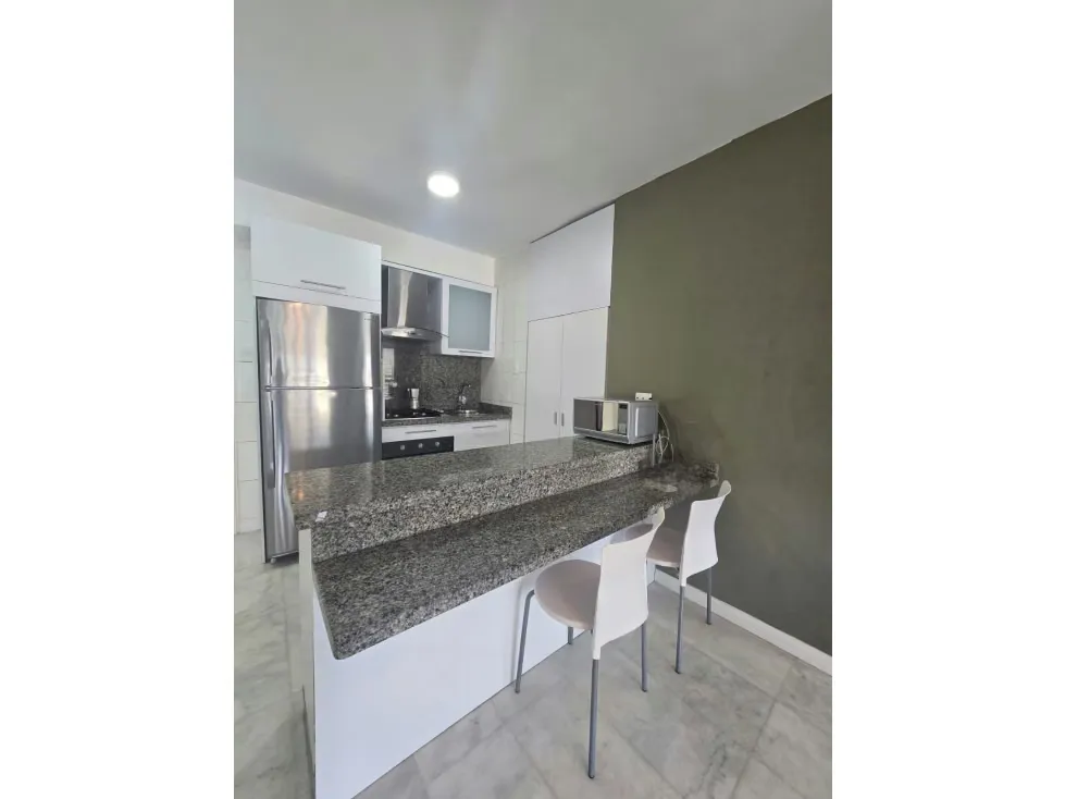APARTAMENTO EN ALQUILER 70 M2 - URB EL ROSAL - 3