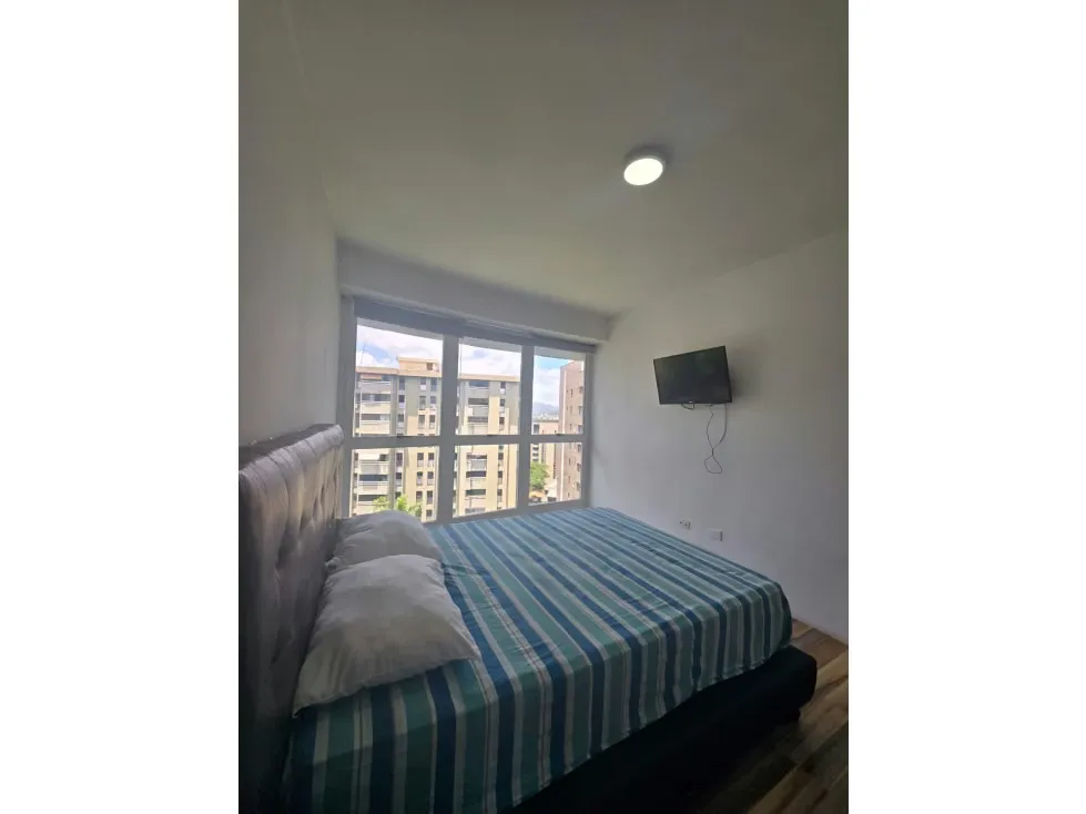 APARTAMENTO EN ALQUILER 70 M2 - URB EL ROSAL - 7