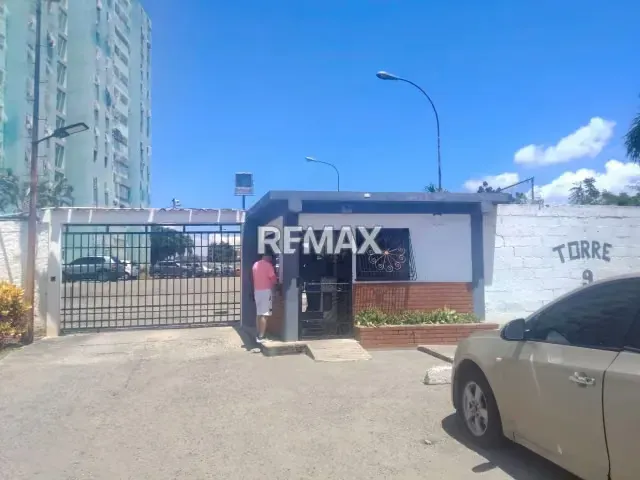 Apartamento en Venta Urbanizacion el Sisal II Zona Oeste- Barquisimeto - 2