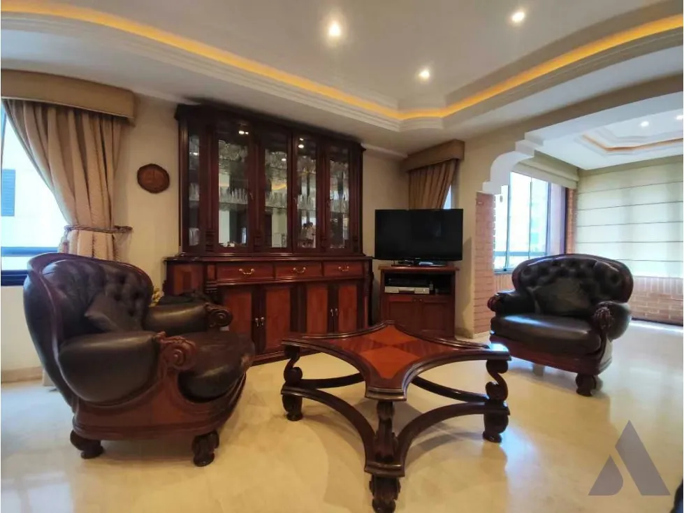 Se vende apartamento 130m2 La Florida 0960 - 9