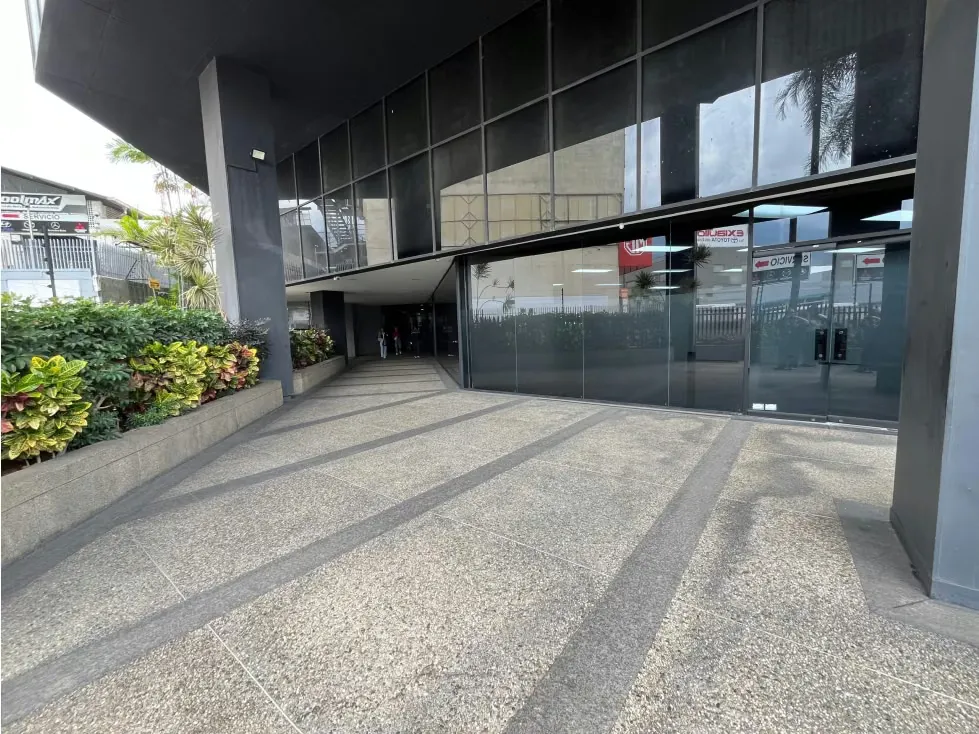 Se vende Oficina en Los Ruices Av Principal - 2
