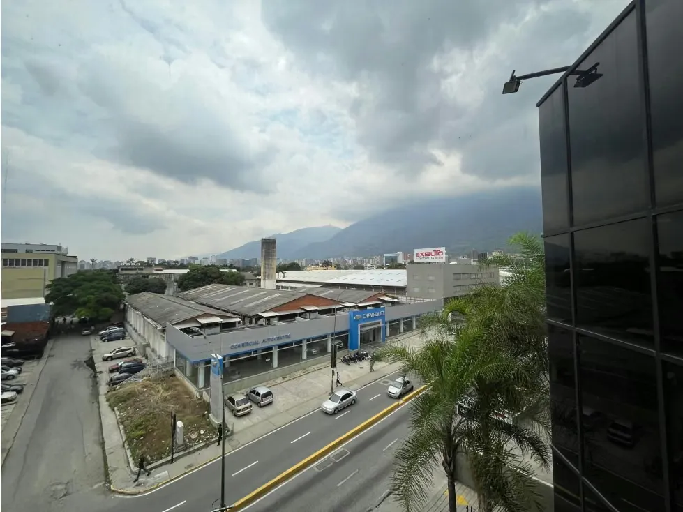 Se vende Oficina en Los Ruices Av Principal - 11
