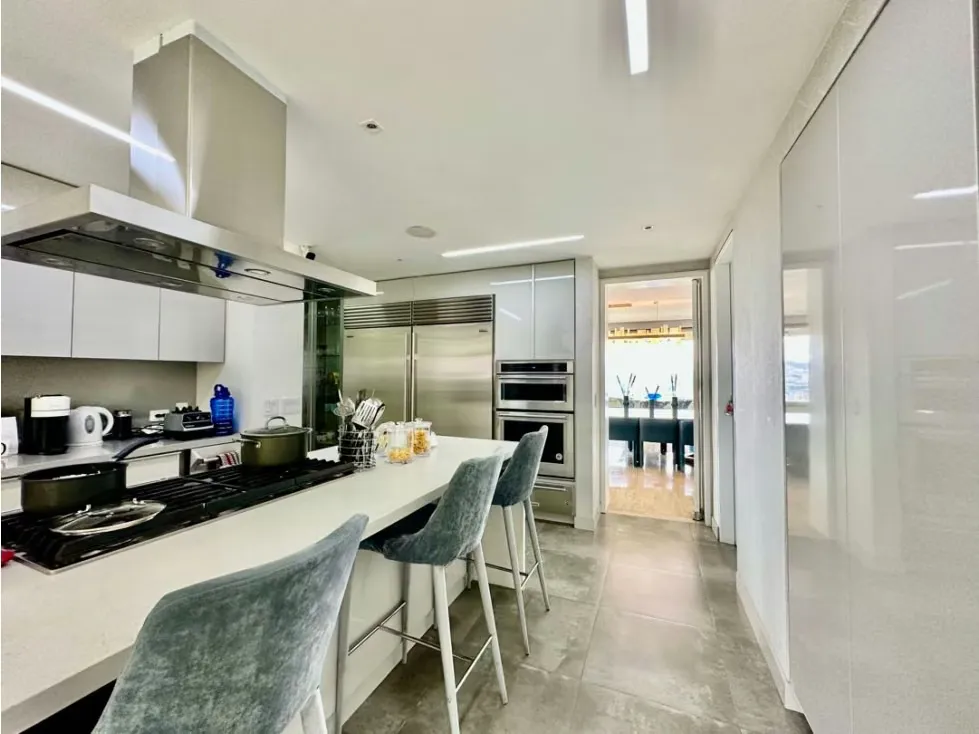 Se vende PH 531m2 4h+2s+ch/6b/2p Altamira - 16